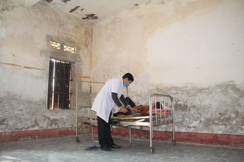 Ninh Bình: Trạm y tế xã xuống cấp không bảo đảm khám, chữa bệnh
