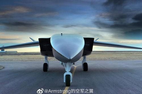 Khám phá UAV khủng nhất thế giới khi có thể 'cõng' vệ tinh vào quỹ đạo