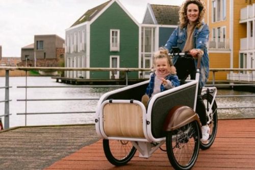 Ra mắt xe đạp điện 3 bánh thiết kế kiểu xích lô