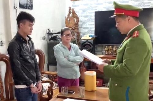 Khởi tố đối tượng thuê ô tô mang đi cầm cố