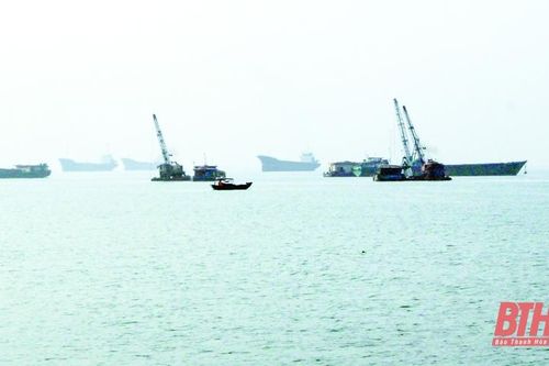 Thu ngân sách Nhà nước hơn 900 tỷ đồng từ các chuyến tàu hàng quốc tế cập Cảng Nghi Sơn