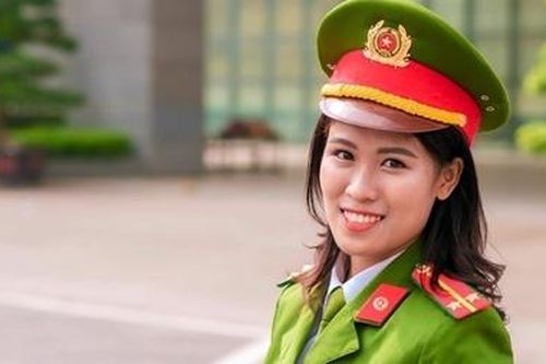 Bảng vàng thành tích của nữ thủ khoa Học viện CSND