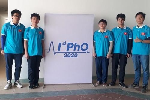 Học sinh Việt Nam xuất sắc giành 5 huy chương tại Olympic Vật lý quốc tế