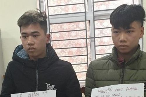 Bắt 'nóng' 2 'lái pháo' chuyên giao dịch qua mạng xã hội