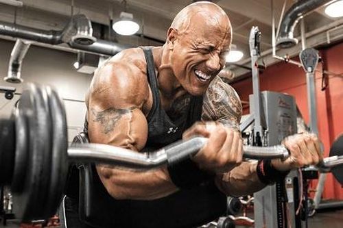 The Rock và những ngôi sao phá kỷ lục thế giới