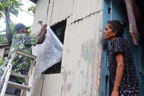 Siêu bão tấn công, Fiji ra lệnh toàn dân tìm nơi trú ẩn