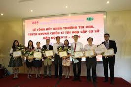 Xét danh hiệu thi đua, có cần sáng kiến kinh nghiệm?