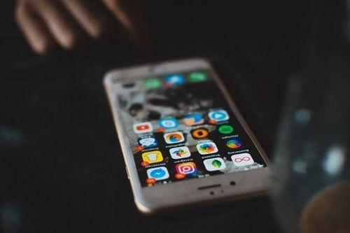 Sốc nặng phát hiện con trai 6 tuổi chi hơn 16.000 USD để... chơi điện tử