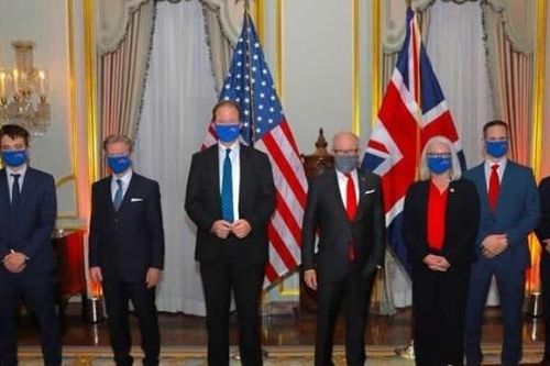 Anh và Mỹ ký thỏa thuận hải quan hậu Brexit, tránh dòng chảy thương mại gián đoạn