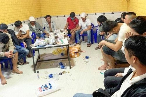 Quảng Nam: Triệt phá đường dây cho vay 'tín dụng đen' lãi suất 720%/năm