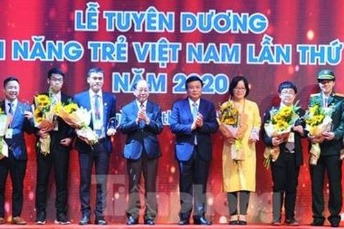 Đồng lòng thực hiện 'Khát vọng Việt Nam'
