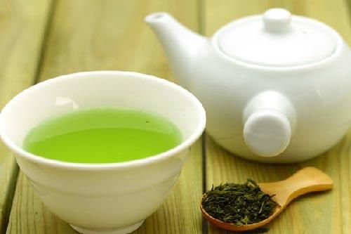 Những người tuyệt đối không nên uống trà xanh