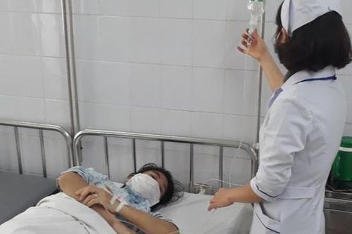 Cứu thai phụ vỡ tử cung trên nền vết mổ đẻ cũ