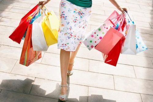 7 cách giúp bạn thoát khỏi cám dỗ của việc mua sắm theo tâm trạng