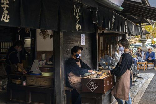 Bí quyết vượt mọi khủng hoảng của doanh nghiệp 1.000 năm tuổi ở Nhật Bản
