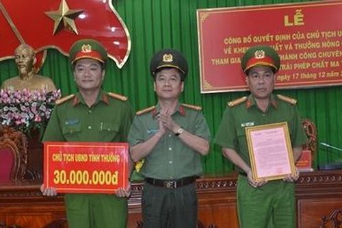 Sóc Trăng khen thưởng các đơn vị triệt phá chuyên án ma túy lớn