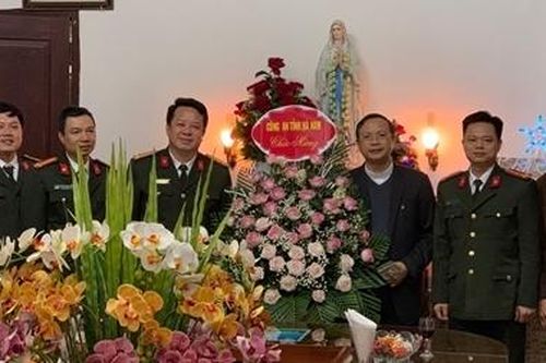 Công an tỉnh Hà Nam chúc mừng nhân dịp lễ Giáng sinh năm 2020
