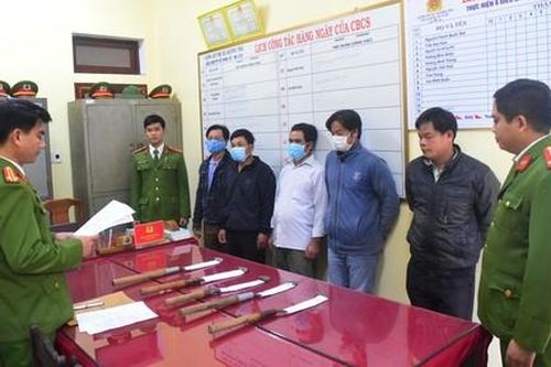 Khởi tố kẻ phá 2,3 héc ta rừng tự nhiên