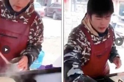 Bản sao Châu Kiệt Luân bán bánh trứng ven đường