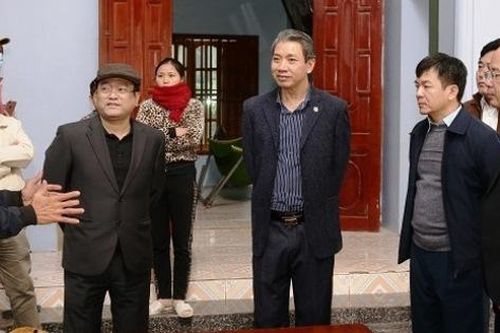 Phó chủ tịch UBND tỉnh Thanh Hóa yêu cầu tạm dừng khai thác tại mỏ đá gây ảnh hưởng tới cuộc sống người dân