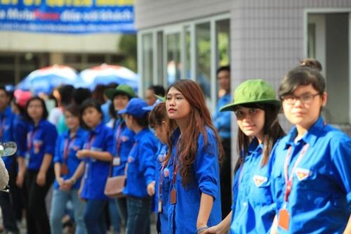 Dân số vàng và nguy cơ… 'chưa giàu đã già'?