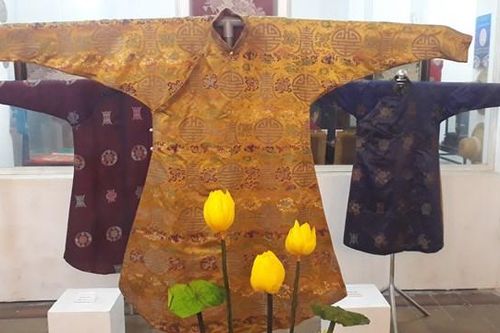 Khai trương Không gian trưng bày và thao diễn nghề may áo dài Huế