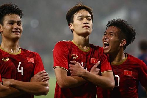 Bóng đá Việt Nam hôm nay: Hoàng Đức đánh giá cao U22 Việt Nam. Lee Nguyễn có kỹ năng đặc biệt