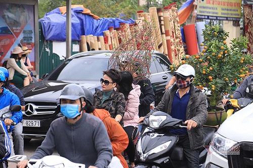 Thành ủy Hà Nội nghiêm cấm biếu, tặng quà Tết cho lãnh đạo các cấp