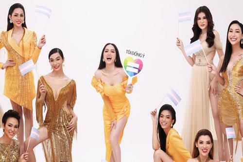 Hương Giang khoe sắc bên đàn em chuyển giới