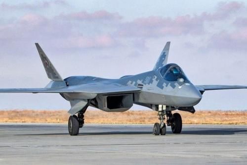 Không quân Nga nhận chiếc Su-57 sản xuất loạt đầu tiên trong tuần tới