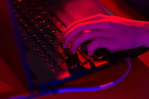 Microsoft xác nhận bị hacker tấn công, dữ liệu người dùng an toàn