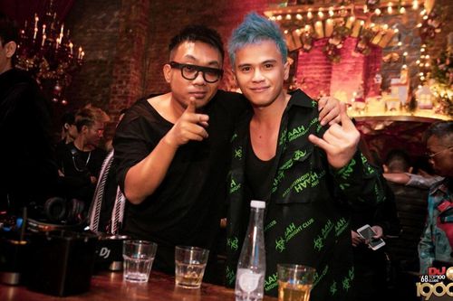 Dustee, Get Looze và Nimbia được tạp chí nhạc điện tử uy tín thế giới Mixmag xướng tên