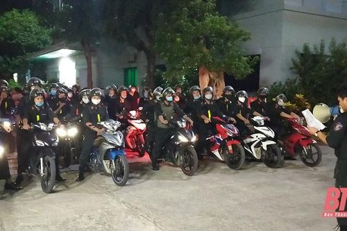 Xử lý 84 trường hợp lạng lách, đánh võng, đua xe trái phép