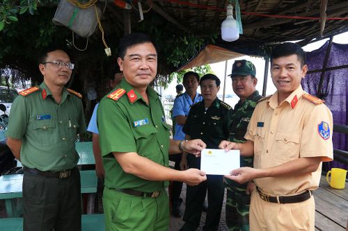 Tân Châu tăng cường công tác đấu tranh phòng, chống buôn lậu cuối năm