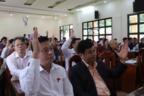 Đại biểu HĐND TP Bảo Lộc chất vấn và nghe trả lời chất vấn