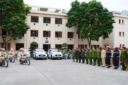 Ra quân đợt cao điểm tấn công, trấn áp tội phạm