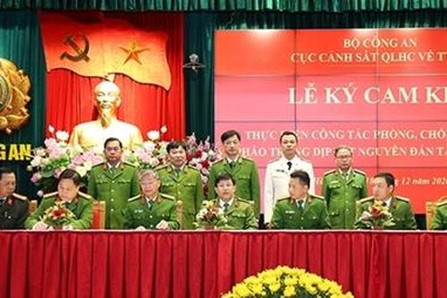 Cục Cảnh sát QLHC về TTXH quyết tâm triển khai song hành 2 dự án
