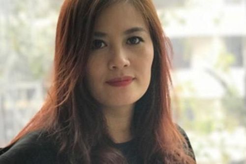 Diễn viên Hoa Thúy: Tôi luôn ân hận khi các con không được ở bên bố