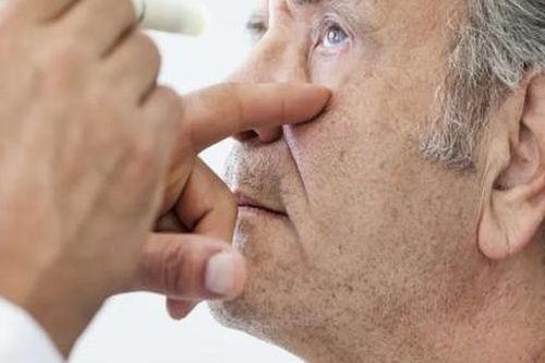 Điều trị bệnh mắt nặng do tiểu đường: Có thể phẫu thuật hoặc dùng thuốc
