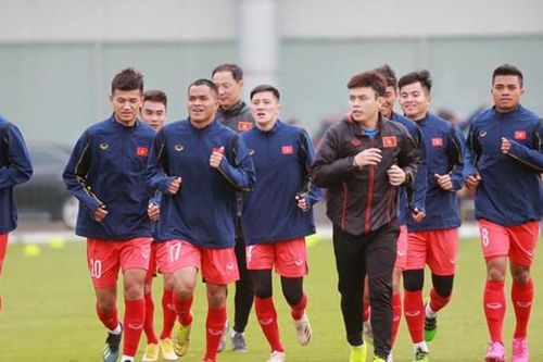 Thận trọng trước trận giao hữu