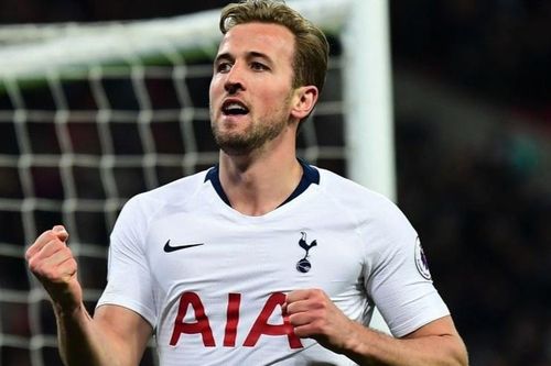 Kane được so sánh với Messi và Firmino