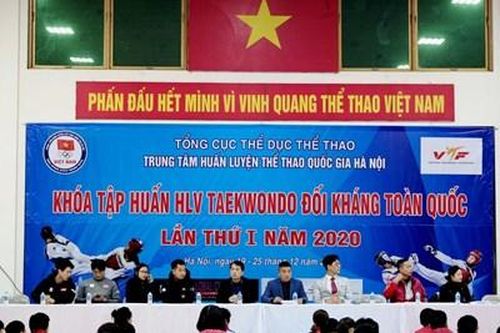 Khai giảng khóa tập huấn chuyên môn cho huấn luyện viên Taekwondo