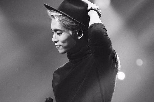 Showbiz Hàn tưởng nhớ 3 năm ngày mất của JongHyun