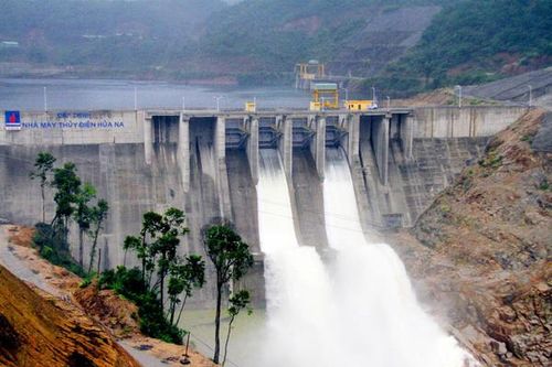 Hơn 20 nhà máy thủy điện ở Nghệ An không thể cắt lũ