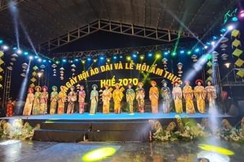 Ấn tượng đêm khai mạc 'Ngày hội Áo dài và Lễ hội Ẩm thực Huế 2020'