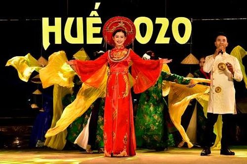 Khai mạc Ngày hội Áo dài và Lễ hội Ẩm thực Huế 2020