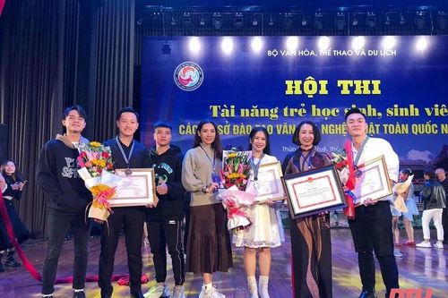 Sinh viên Trường ĐH Văn hóa, Thể thao và Du lịch Thanh Hóa đoạt giải cao tại Hội thi Tài năng trẻ học sinh, sinh viên các cơ sở đào tạo VHNT toàn quốc