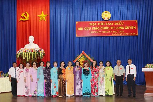 Đại hội đại biểu Hội Cựu giáo chức TP. Long Xuyên lần thứ IV (nhiệm kỳ 2020 – 2025)