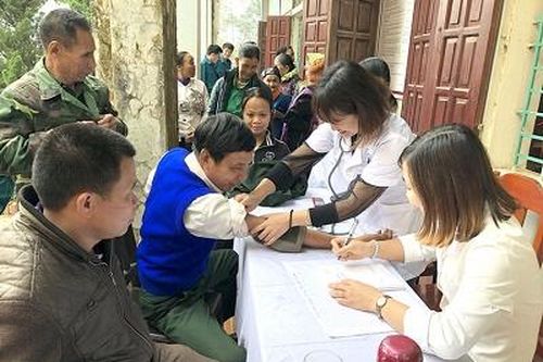 Ấm tình quân dân