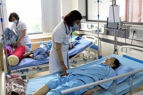 Chăm sóc bệnh nhân bằng tấm lòng y đức